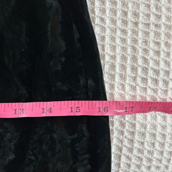 SOLD ****Vintage deadstock old Hollywood glam black velvet gothicglam long - Picture 12 of 16